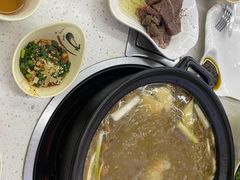 -牛知府云南菌汤鲜牛肉火锅(肖家湾店)
