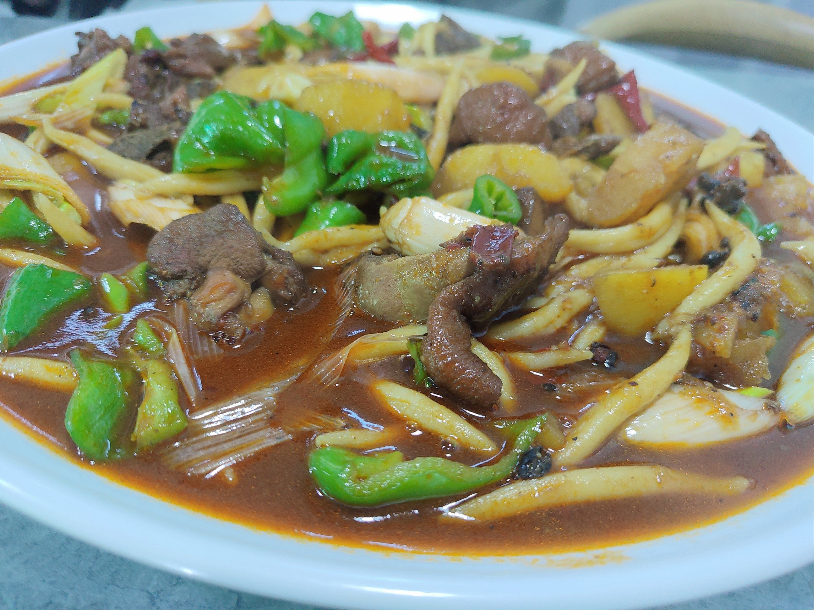 正宗的昌吉拨鱼子大盘鸡太好吃啦!可以加拨