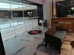-牛班音乐学校(晶融汇购物中心店)