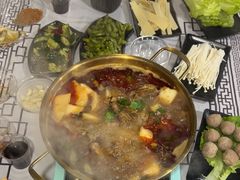 -云晓光头烧烤吧(盛夏店)