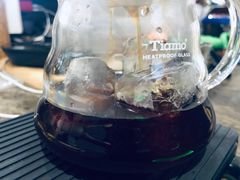 -ZING COFFEE 镜咖啡