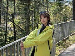 -峡谷浮石林景区