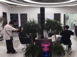 -ON STAR SALON