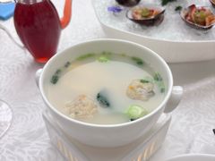 -品海楼·大连海胆锅贴馆(东港店)