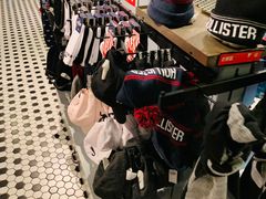 -Hollister(天环广场店)