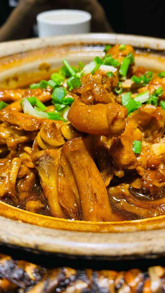 阿郁煲(长海路店)-"「招牌鸭爪煲」超级好吃!!一定要点!!又..."-大众