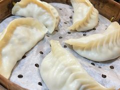 三丁蒸饺-大龙汤包