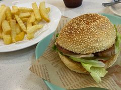 -万利港式茶餐厅
