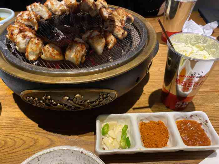 泥炉烧肉师(新街口金銮巷店)