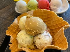-莓园冰淇淋店