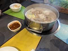 -四季喧黔味豆米火锅(万达广场店)