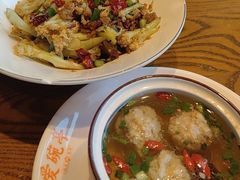 -爱碗亭·鲜炒湖南菜(壹城中心店)