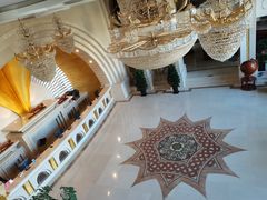 -碧中海汤泉汗蒸酒店