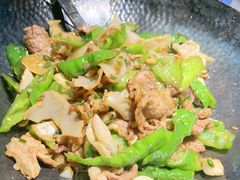 -费大厨辣椒炒肉(高铁吾悦广场店)
