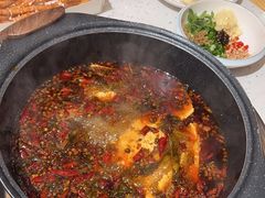 -佬缸炮江湖川菜(玉林店)