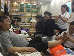 -郑远元专业修脚房(国顺东路店)