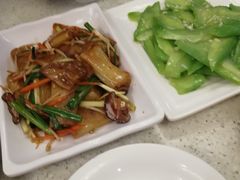 -明记港式烧腊茶餐厅(下沙店)