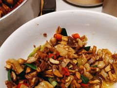 -钟掌勺忘不了地道湘菜(新天地假日广场店)