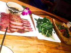 -老滇山寨•云南特色菜•地方菜•民族风情歌舞表演(金碧店)