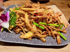 干煸茶树菇-冰川冷面·延边菜·炭烤串(观前店)