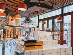 -Dough&Joe团憩(瑞虹天地月亮湾店)