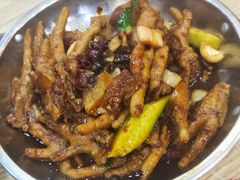 -江城燕子大排档(江汉路步行街店)