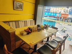 -尊宝比萨(华景新城店)