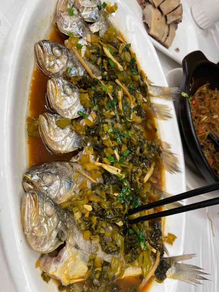 庐州太太(梦之城店)-"中午和朋友随便在店里吃点饭「红烧带鱼」.