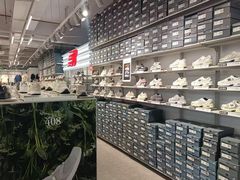 -五环Outlets(高新工厂店)