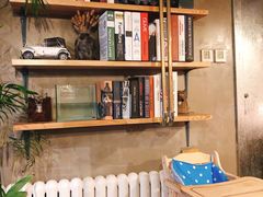 -HIGH FIVE哈福手工汉堡(桂林路店)