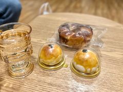 招牌蛋黄酥-雀食面包店(钟楼店)