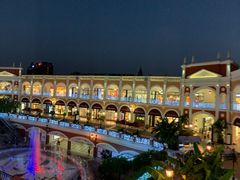 -佛罗伦萨小镇广佛名品奥特莱斯(疏港路店)