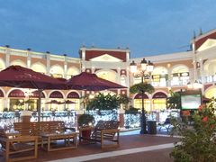 -佛罗伦萨小镇广佛名品奥特莱斯(疏港路店)