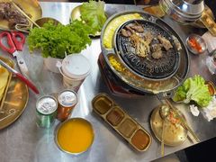 -胡悦里韩式烤肉(芝罘万达广场店)