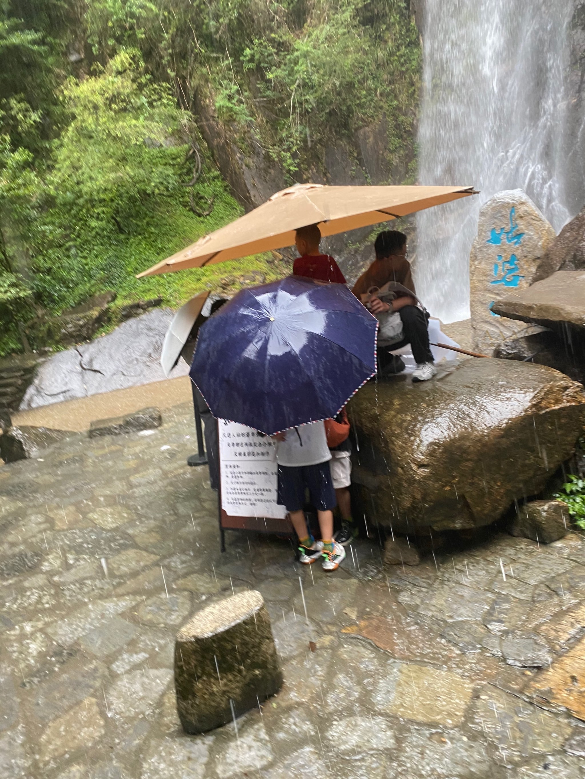 贺州姑婆山天气预报今日情况