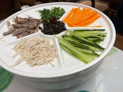 鸡丝凉米线-云海肴汽锅鸡·云南小炒(曲江大悦城店)