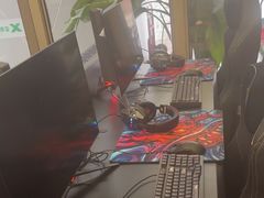 -艾克斯电竞(清镇吾悦广场店)