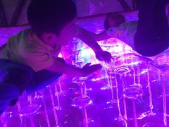 -蒙特利亲子乐园