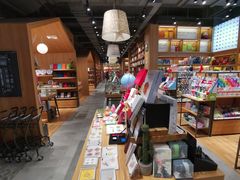 -百新书局(尚悦湾店)