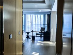 -上海宝华万豪酒店