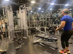 -一兆韦德健身(慧芝湖店)