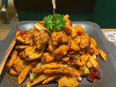 -炭舍干锅·烤鱼(扬名广场店)