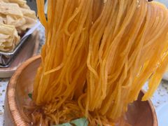 -小董哥烤串·爆汁大油边(故宫店)