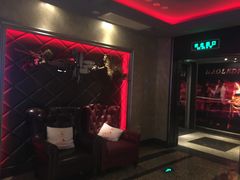-好乐迪(张扬路八佰伴店)