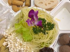 -鸡遇虾煲干锅火锅(小寨金莎店)