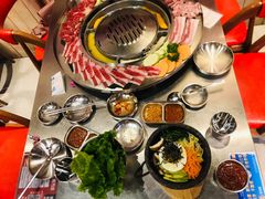 -哈哈碳都·牛肋条无限自助烤肉(台江万达店)