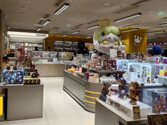 -泡泡玛特POPMART(蓝色港湾店)