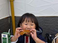-莱莱小笼·乔艾