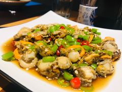 -臻鲜燕海鲜融合餐厅(金陵style店)