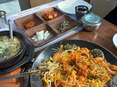 -城山辣炒黑猪肉